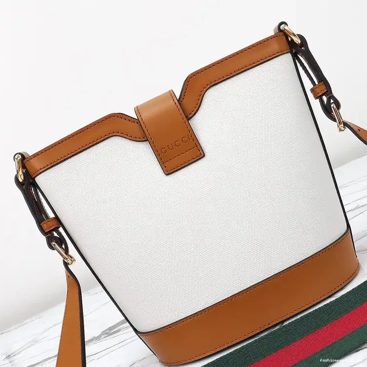 Fashionrepsfam ru Prada 2407YZ0005 Bags 0814